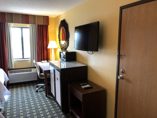 Imagen de la habitación del Hotel Baymont By Wyndham Springfield Il. Foto 9