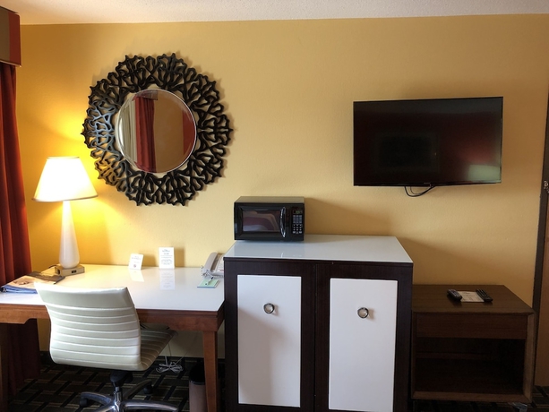 Imagen de la habitación del Hotel Baymont By Wyndham Springfield Il. Foto 10