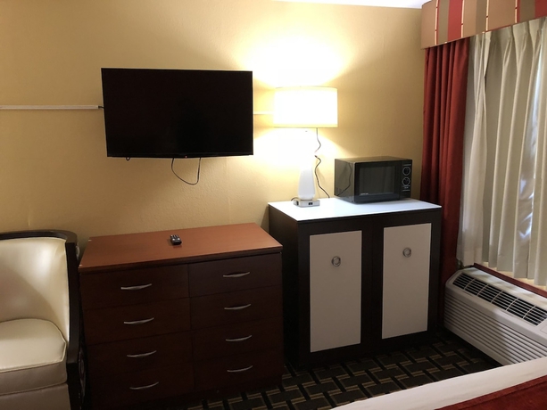 Imagen de la habitación del Hotel Baymont By Wyndham Springfield Il. Foto 12