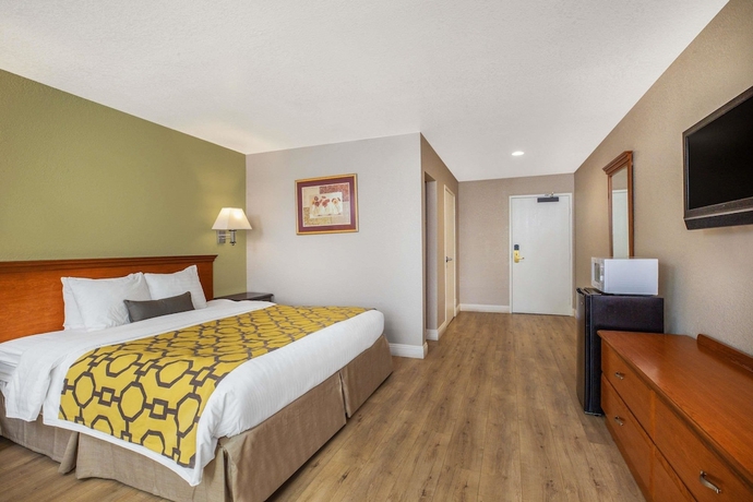 Imagen de la habitación del Hotel Baymont By Wyndham Tehachapi. Foto 2