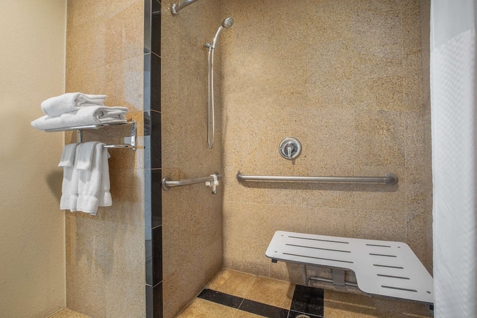 Imagen de la habitación del Hotel Baymont By Wyndham Tehachapi. Foto 18