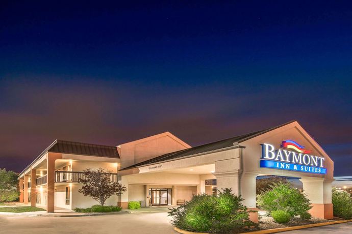 Imagen general del Hotel Baymont By Wyndham Topeka. Foto 2