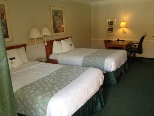 Imagen de la habitación del Hotel Baymont By Wyndham Tulsa Broken Arrow. Foto 4