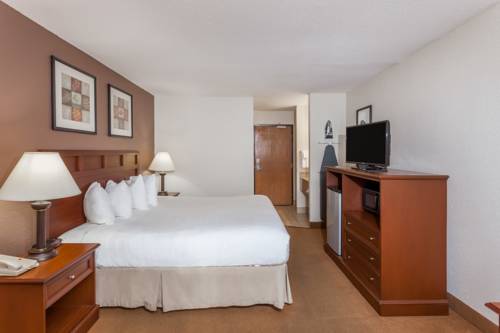 Imagen de la habitación del Hotel Baymont By Wyndham Tuscola. Foto 10