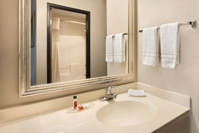 Imagen de la habitación del Hotel Baymont By Wyndham Warrenton, Warrenton. Foto 3