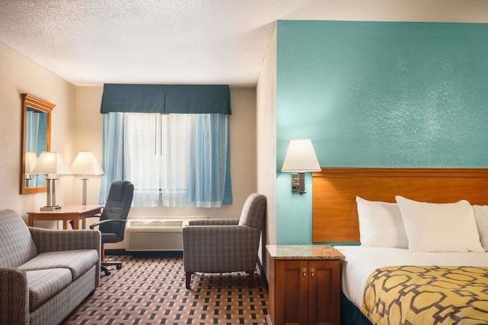 Imagen de la habitación del Hotel Baymont By Wyndham Warrenton, Warrenton. Foto 10