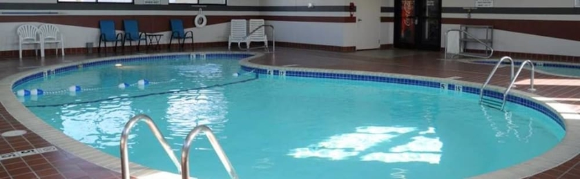 Imagen de la piscina del Hotel Baymont By Wyndham West Plains. Foto 17