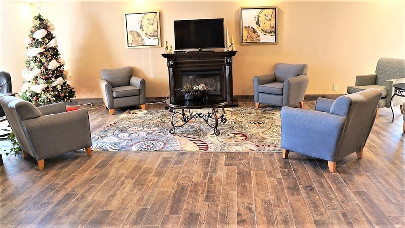 Imagen de los interiores del Hotel Baymont By Wyndham West Plains. Foto 15