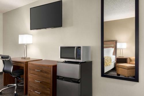 Imagen de la habitación del Hotel Baymont By Wyndham Whitefish. Foto 10