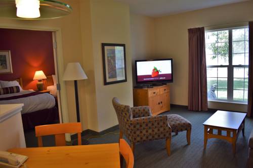 Imagen de la habitación del Hotel Baymont By Wyndham Wichita East. Foto 3