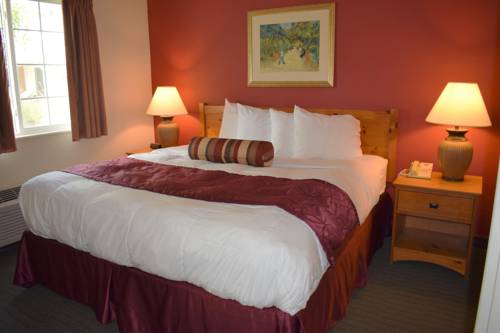Imagen de la habitación del Hotel Baymont By Wyndham Wichita East. Foto 9