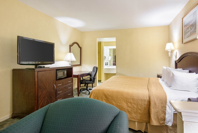 Imagen de la habitación del Hotel Baymont By Wyndham Williamsburg. Foto 5
