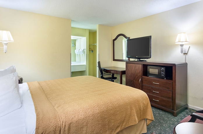 Imagen de la habitación del Hotel Baymont By Wyndham Williamsburg. Foto 10