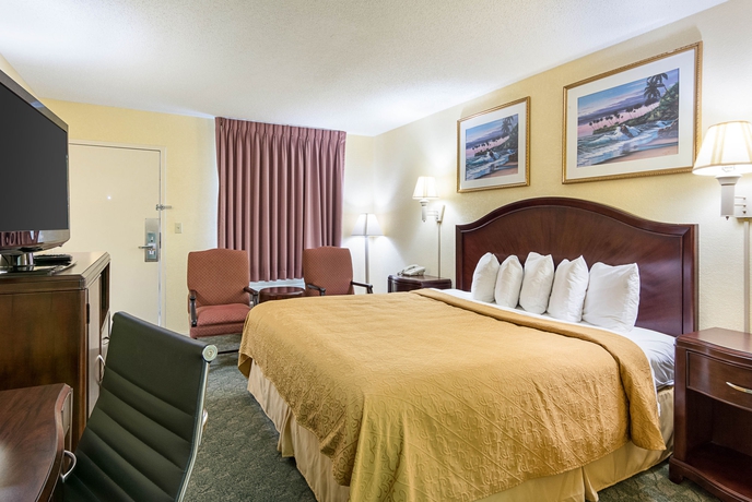 Imagen de la habitación del Hotel Baymont By Wyndham Williamsburg. Foto 11