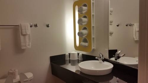 Imagen de la habitación del Hotel Baymont By Wyndham Williston. Foto 7