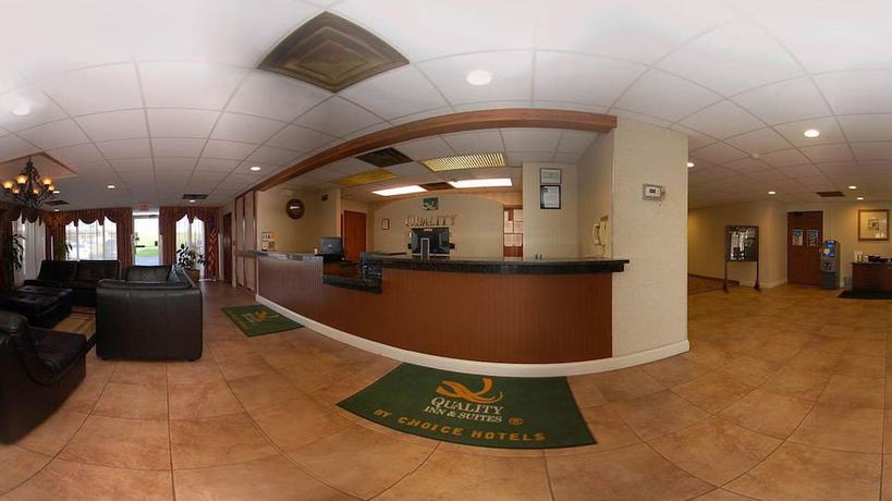 Imagen de los interiores del Hotel Baymont By Wyndham Youngstown. Foto 16