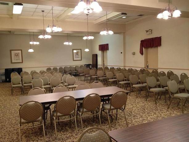 Imagen general del Hotel Baymont By Wyndham Youngstown. Foto 1