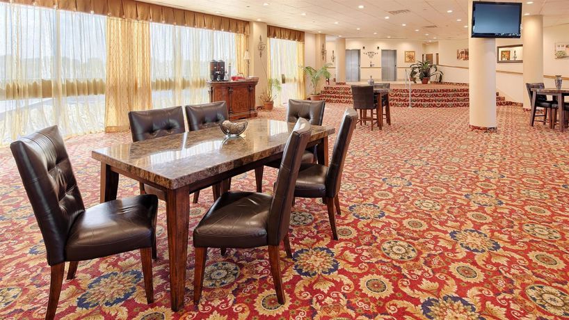 Imagen de la habitación del Hotel Baymont Inn And Suites Hagerstown. Foto 11