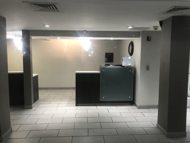 Imagen de los interiores del Hotel Baymont Inn And Suites Springfield I-44. Foto 14