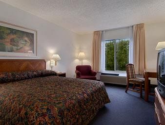 Imagen de la habitación del Hotel Baymont Inn And Suites Wilmington. Foto 3