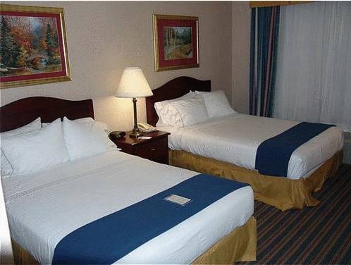 Imagen de la habitación del Hotel Baymont Inn & Suites Braselton. Foto 5