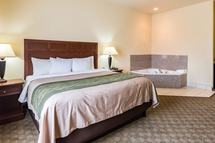 Imagen de la habitación del Hotel Baymont Inn & Suites by Wyndham Glen Rose. Foto 12