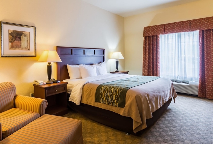 Imagen de la habitación del Hotel Baymont Inn & Suites by Wyndham Glen Rose. Foto 13