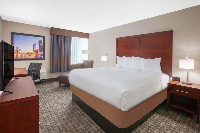 Imagen de la habitación del Hotel Baymont Inn and Suites Grand Rapids Near Downtown. Foto 8