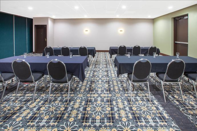 Imagen de los interiores del Hotel Baymont Inn and Suites Grand Rapids Near Downtown. Foto 13