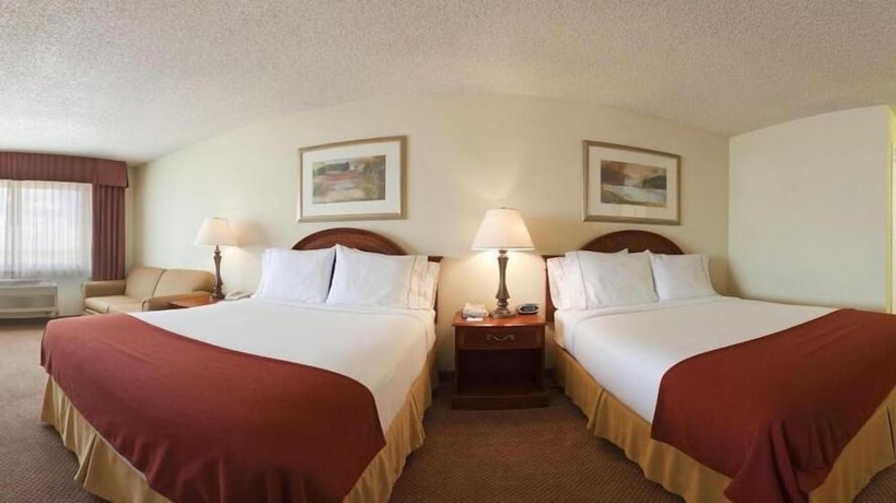 Imagen de la habitación del Hotel Baymont Inn and Suites by Wyndham. Foto 11