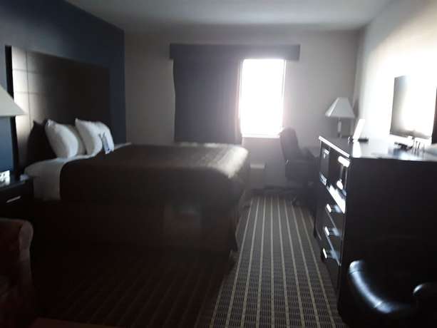 Imagen de la habitación del Hotel Baymont Inn and Suites by Wyndham Richmond. Foto 7