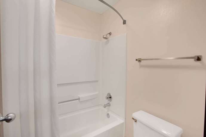 Imagen de la habitación del Hotel Baymont Inn and Suites by Wyndham Richmond. Foto 8