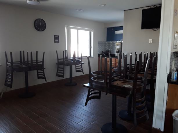Imagen del bar/restaurante del Hotel Baymont Inn and Suites by Wyndham Richmond. Foto 5