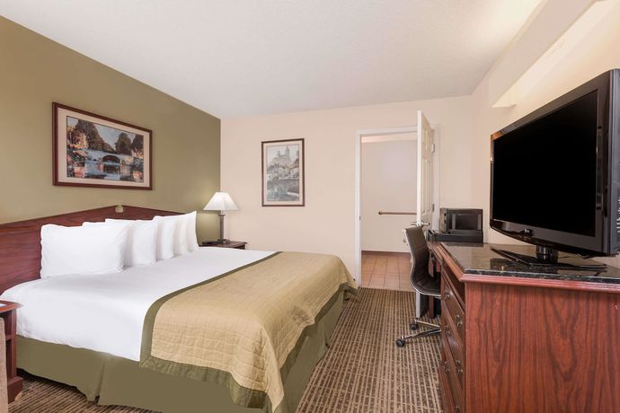 Imagen de la habitación del Hotel Baymont by Wyndham Albany at Albany Mall. Foto 8
