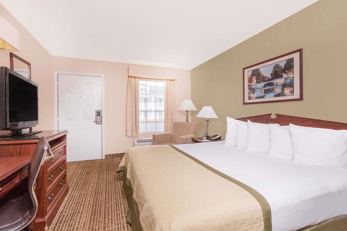 Imagen de la habitación del Hotel Baymont by Wyndham Albany at Albany Mall. Foto 13
