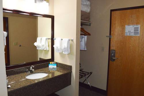 Imagen de la habitación del Hotel Baymont by Wyndham Ardmore I-35. Foto 5