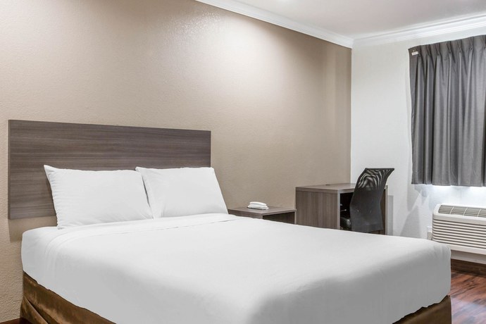 Imagen de la habitación del Hotel Baymont by Wyndham Bakersfield. Foto 2