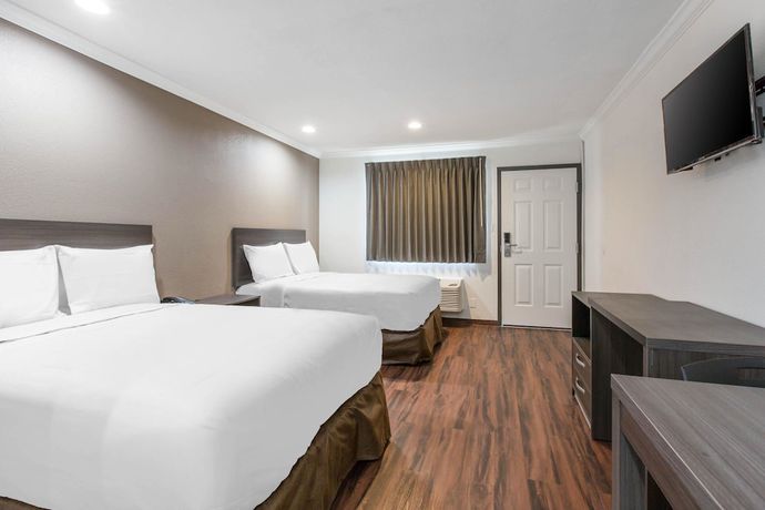 Imagen de la habitación del Hotel Baymont by Wyndham Bakersfield. Foto 12