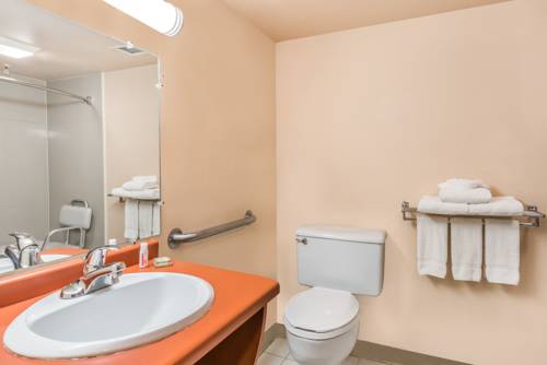 Imagen de la habitación del Hotel Baymont by Wyndham Batavia - Darien Lake. Foto 14