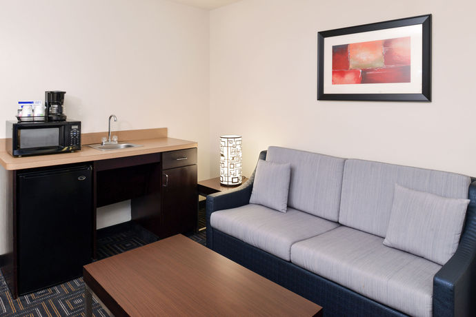 Imagen del bar/restaurante del Hotel Baymont by Wyndham Bessemer. Foto 3