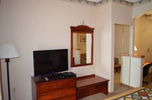 Imagen de la habitación del Hotel Baymont by Wyndham Budd Lake. Foto 14