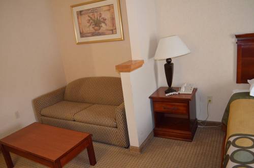 Imagen de la habitación del Hotel Baymont by Wyndham Budd Lake. Foto 15