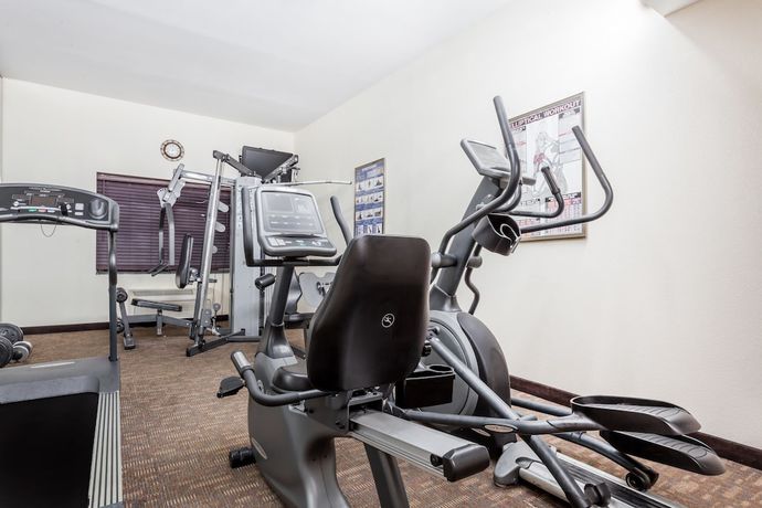 Imagen de los interiores del Hotel Baymont by Wyndham Columbia Fort Jackson. Foto 16