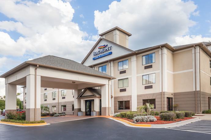 Imagen general del Hotel Baymont by Wyndham Columbia Fort Jackson. Foto 2