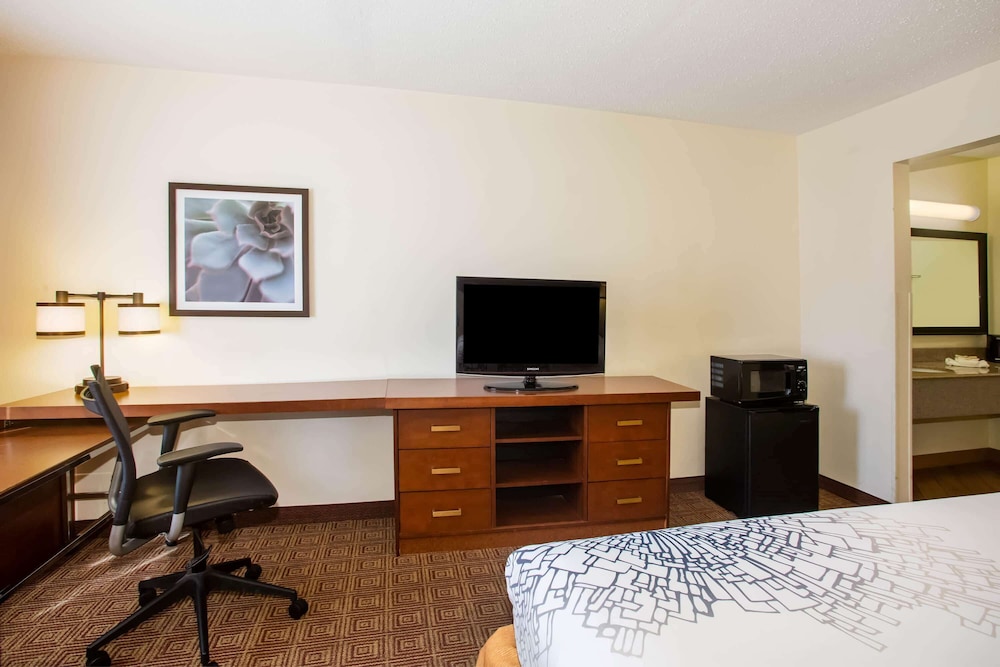 Imagen de la habitación del Hotel Baymont by Wyndham Columbia, MO. Foto 16