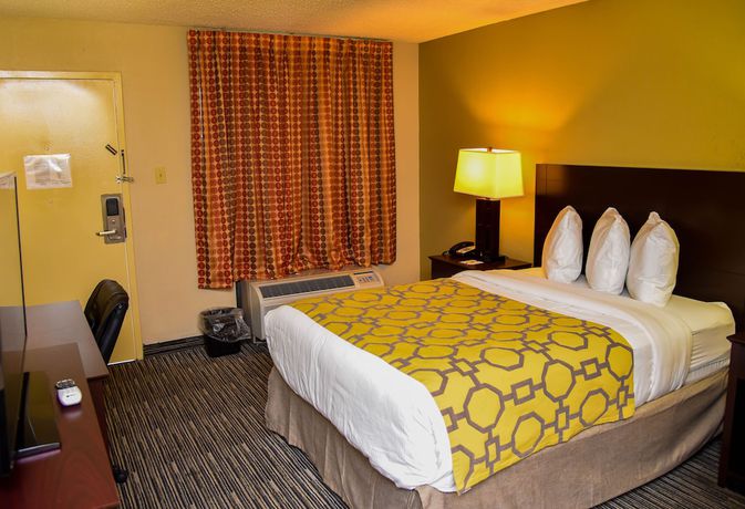 Imagen de la habitación del Hotel Baymont by Wyndham Columbus GA. Foto 15