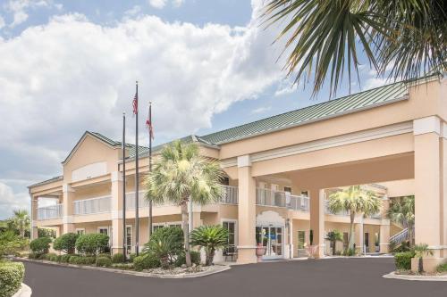 Imagen general del Hotel Baymont by Wyndham Crestview. Foto 1