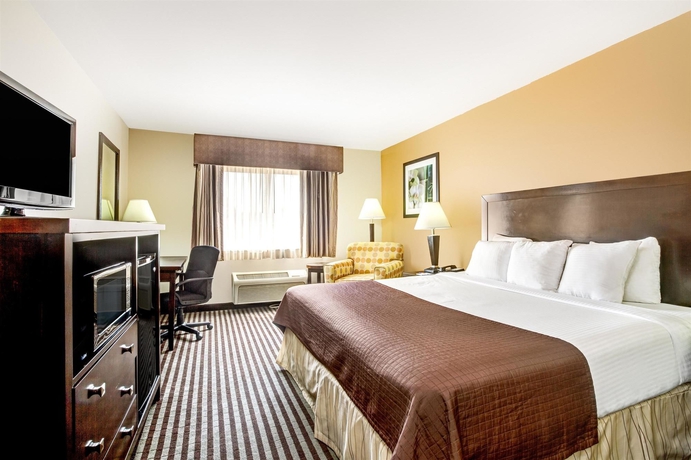 Imagen de la habitación del Hotel Baymont by Wyndham Dallas/ Love Field. Foto 5