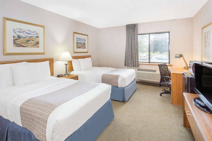 Imagen de la habitación del Hotel Baymont by Wyndham Davenport. Foto 10