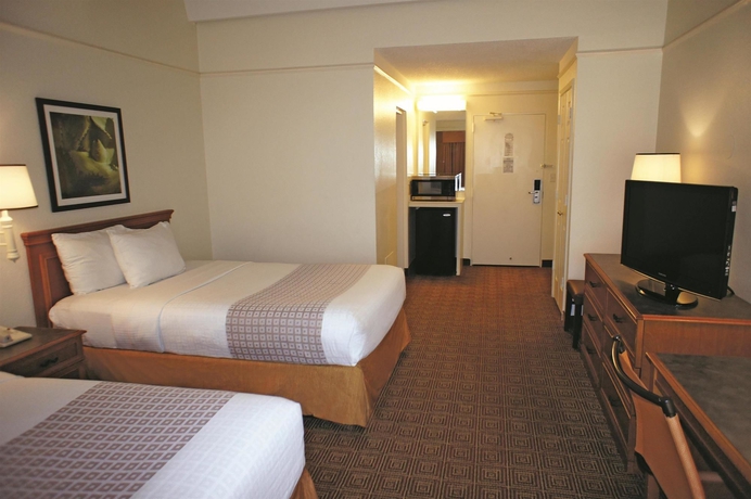 Imagen de la habitación del Hotel Baymont by Wyndham Daytona Beach/Intl Speedway. Foto 7